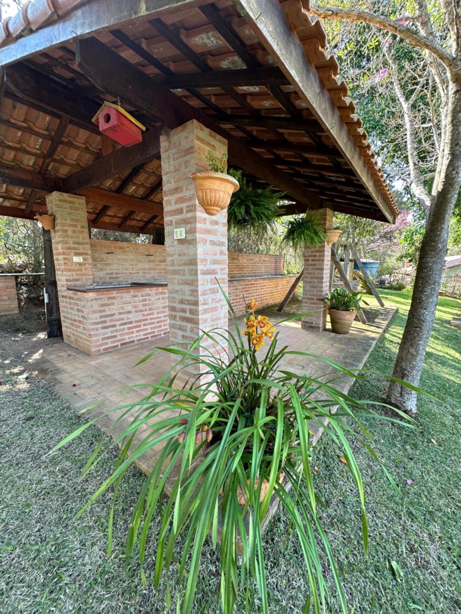 Morada Dos Beija-Flores Villa Ibiuna Exterior photo